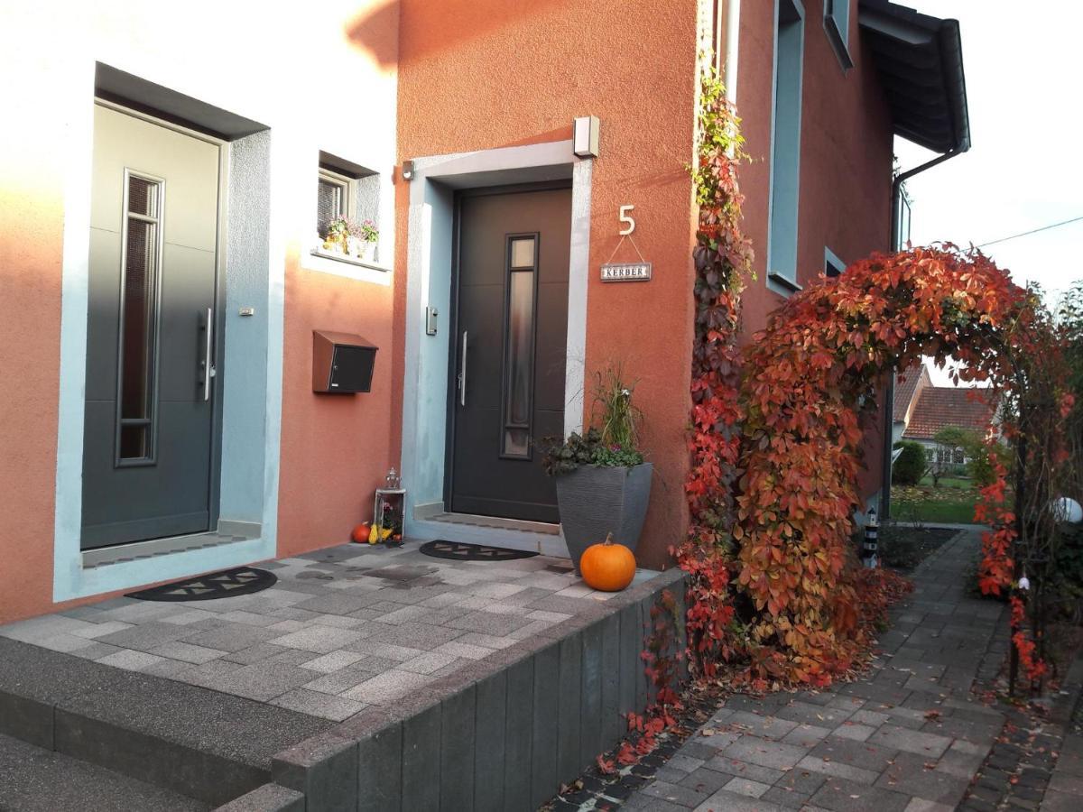 Ferienwohnung Am Gaesschen Scheiden Exterior foto